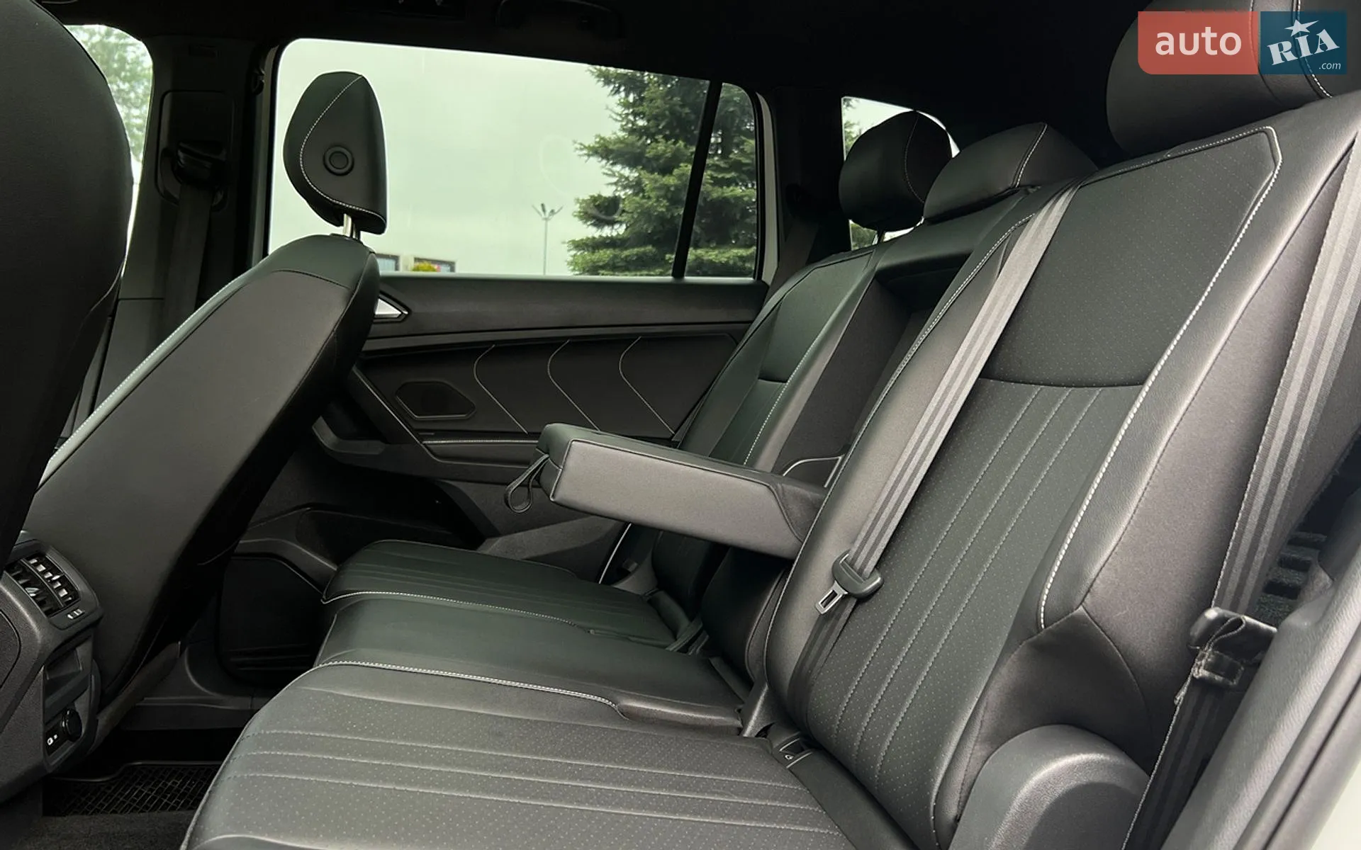 2022 Volkswagen Tiguan - мініатюра 23