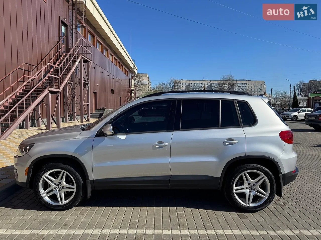 2017 Volkswagen Tiguan - мініатюра 11