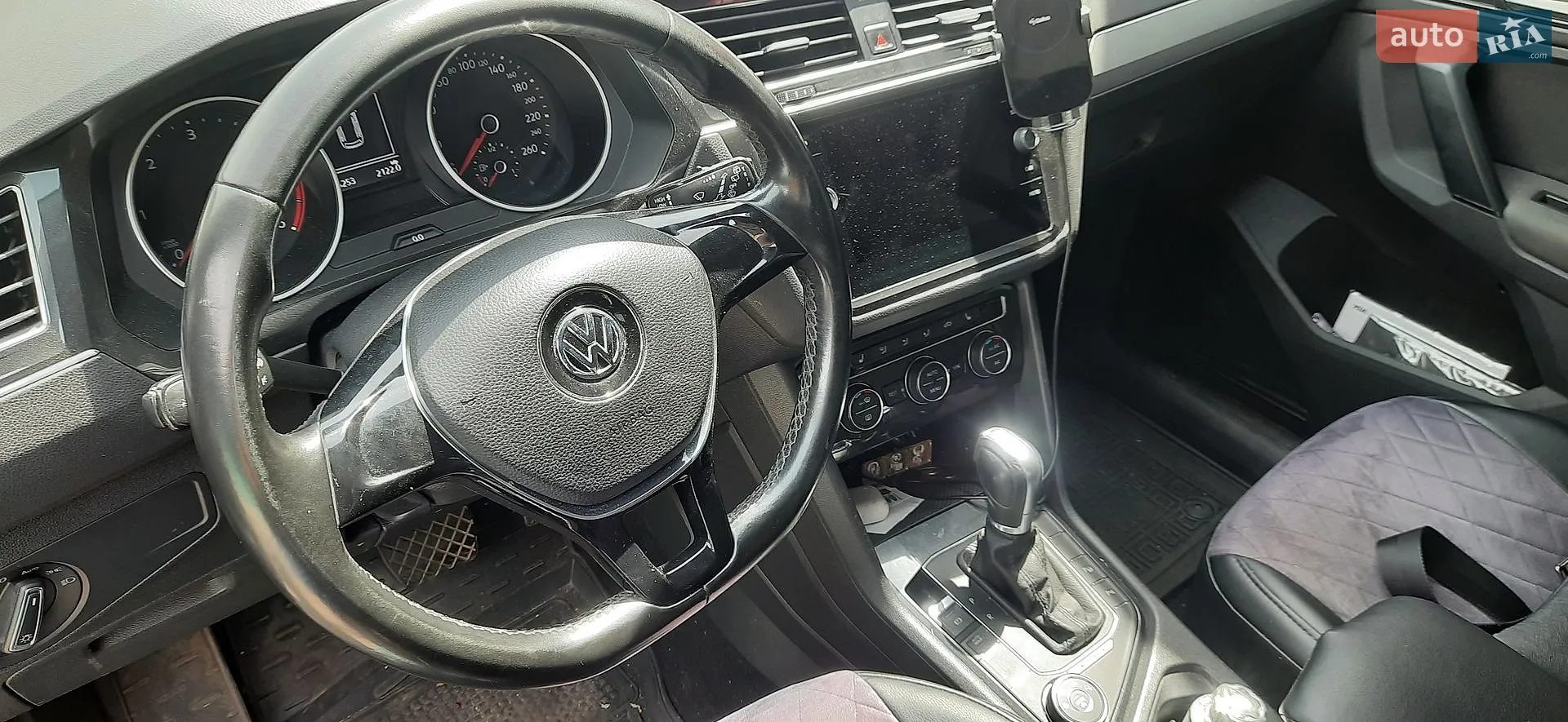 2018 Volkswagen Tiguan - мініатюра 13