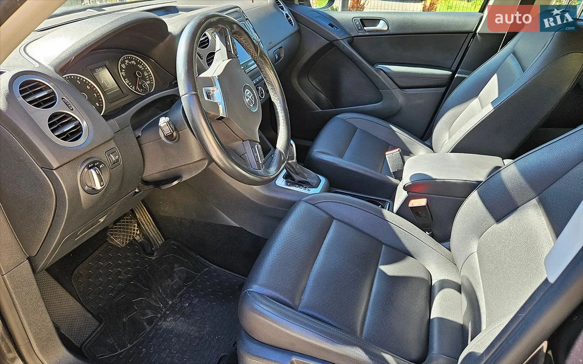 2016 Volkswagen Tiguan - мініатюра 4