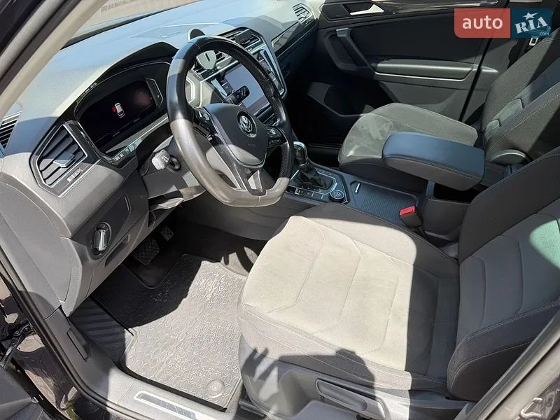 Volkswagen Tiguan 2019 VIN WVGZZZ5NZKW898447 фото оголошення 11 з 60