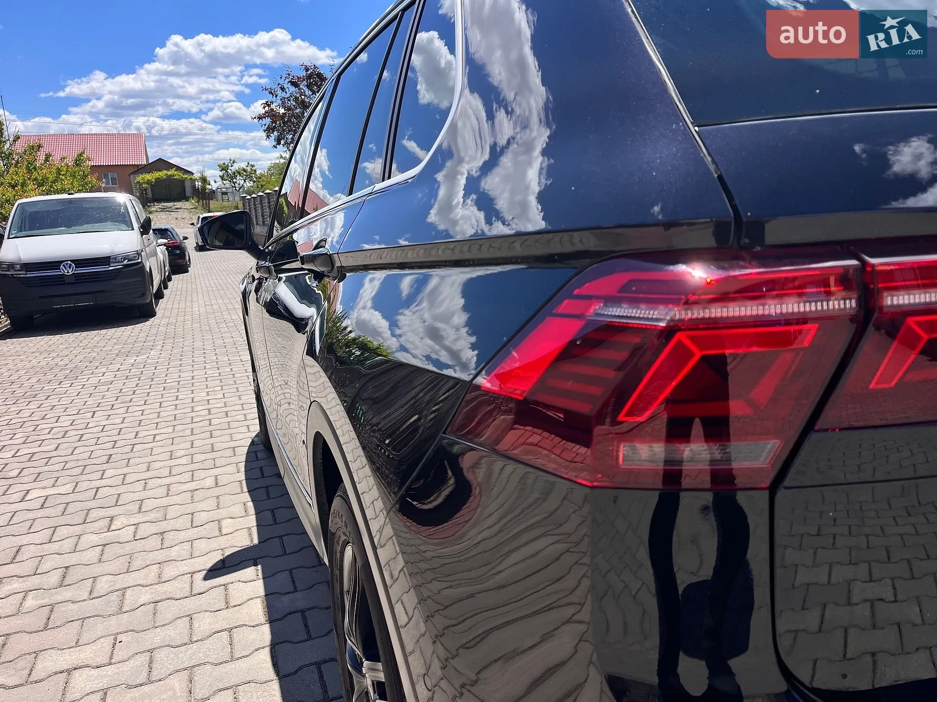 2023 Volkswagen Tiguan - мініатюра 9