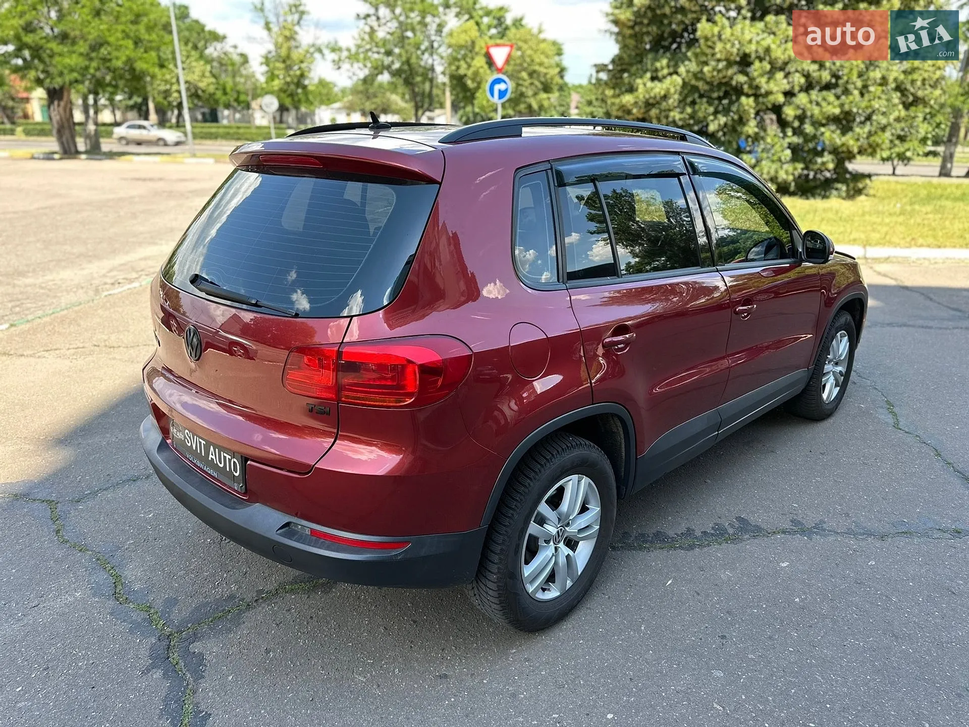 2015 Volkswagen Tiguan - мініатюра 9