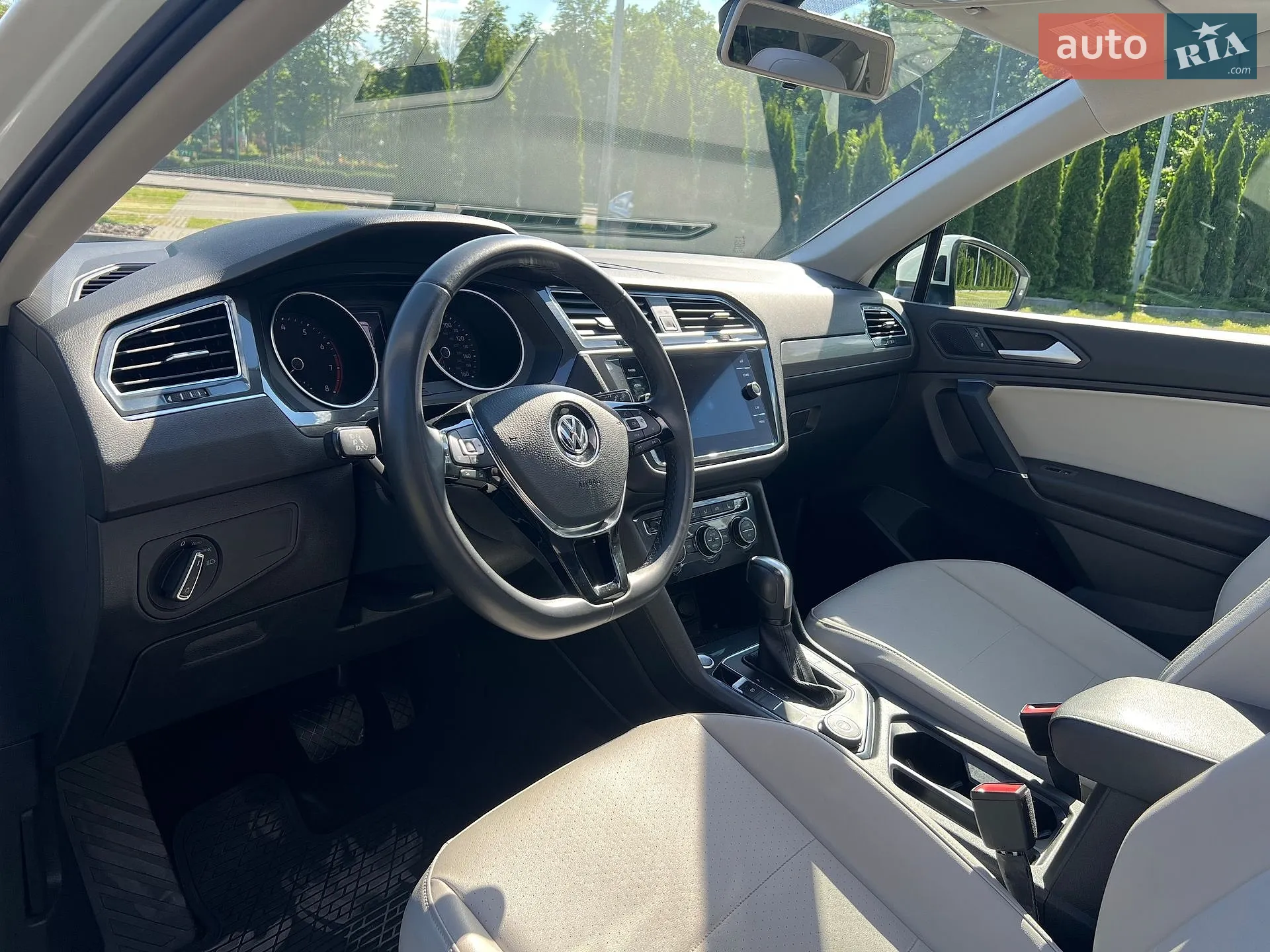 2020 Volkswagen Tiguan - мініатюра 12