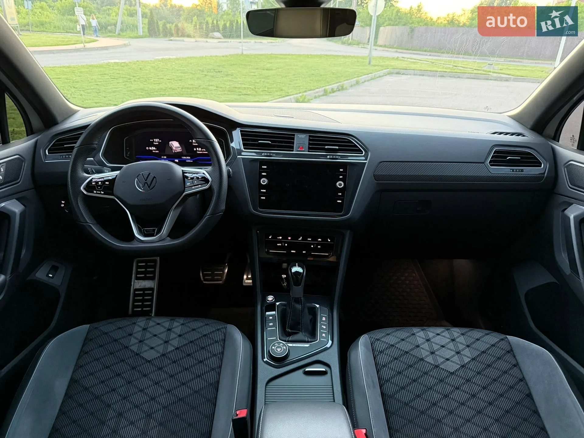 2023 Volkswagen Tiguan - мініатюра 17
