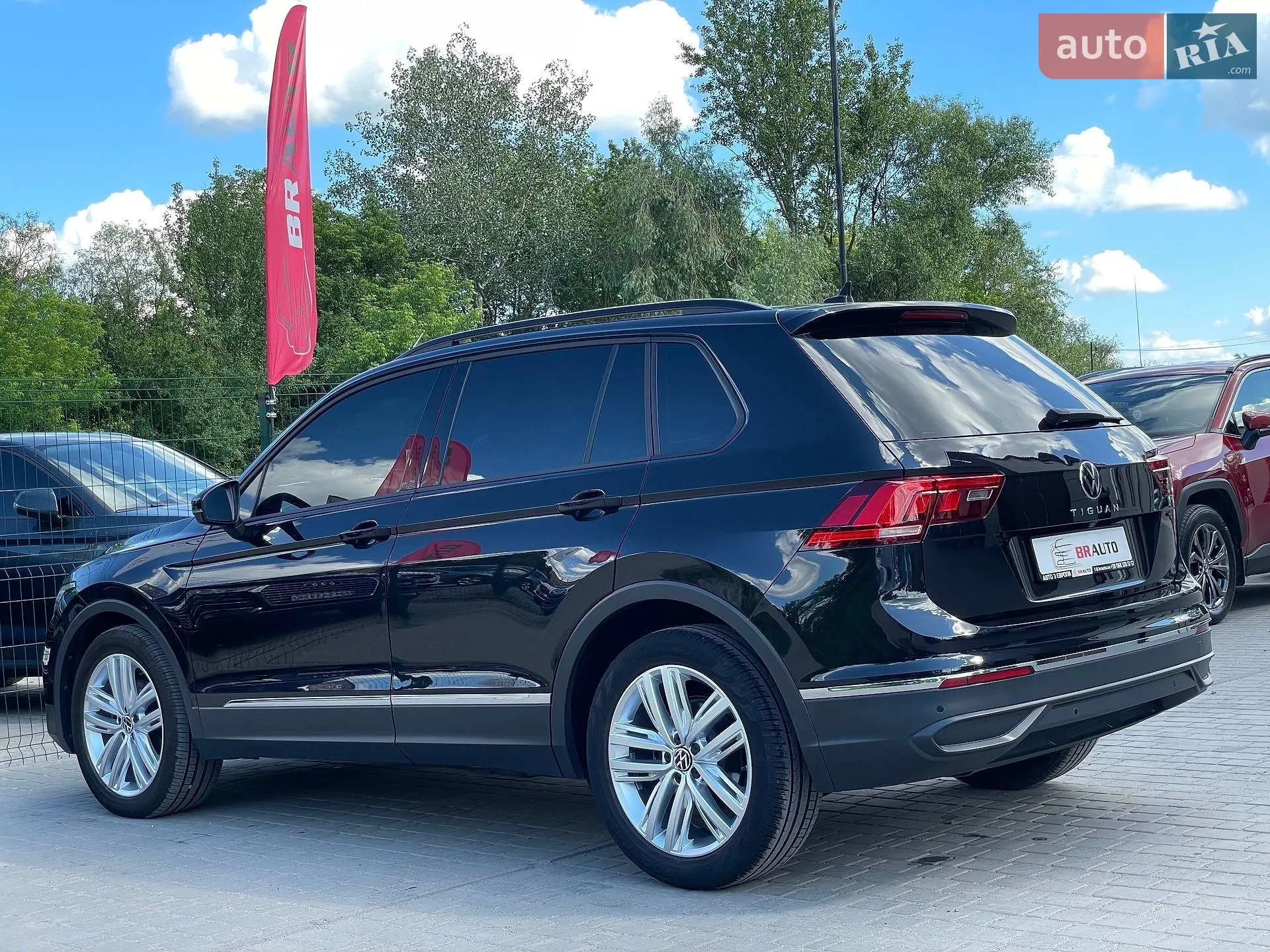 2022 Volkswagen Tiguan - мініатюра 18