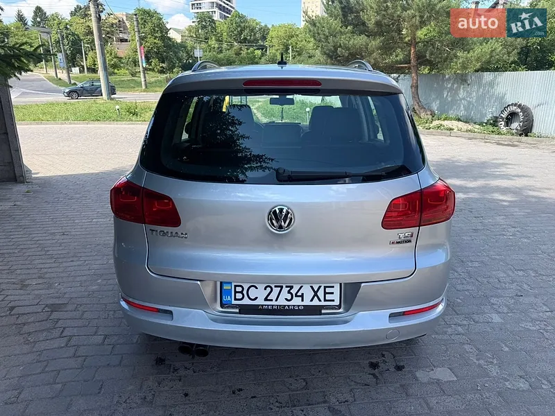 Volkswagen Tiguan 2016 VIN WVGBV7AX6GW584857 фото оголошення 5 з 59