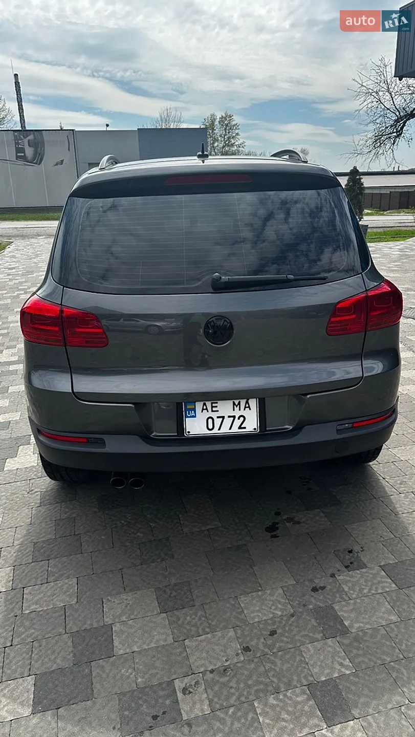 Volkswagen Tiguan 2016 VIN WVGAV7AXXGW590530 фото оголошення 6 з 22