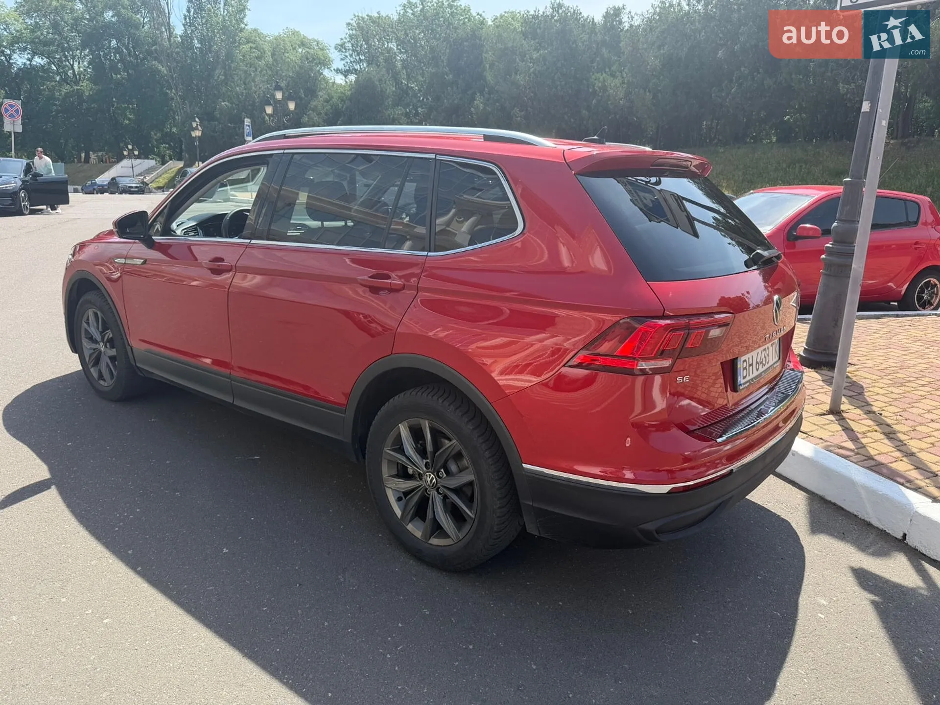 2022 Volkswagen Tiguan - мініатюра 6