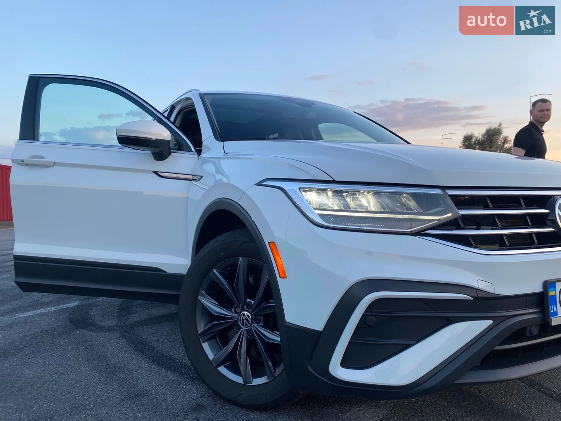 2022 Volkswagen Tiguan - мініатюра 11
