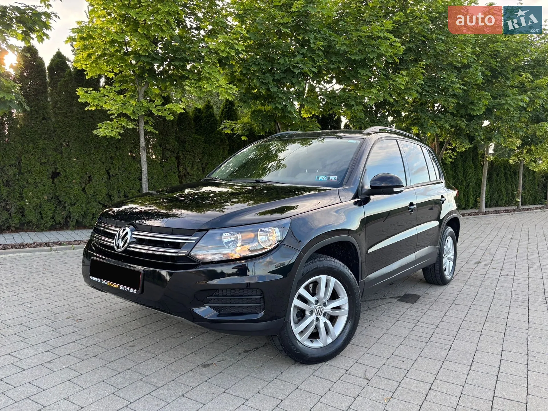 2017 Volkswagen Tiguan - фото 1