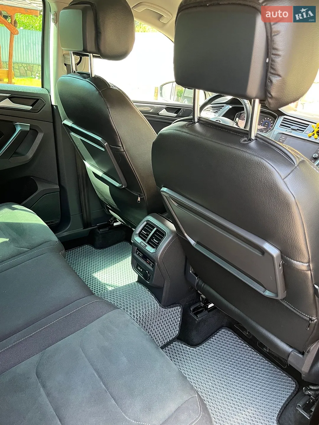 2020 Volkswagen Tiguan - мініатюра 4