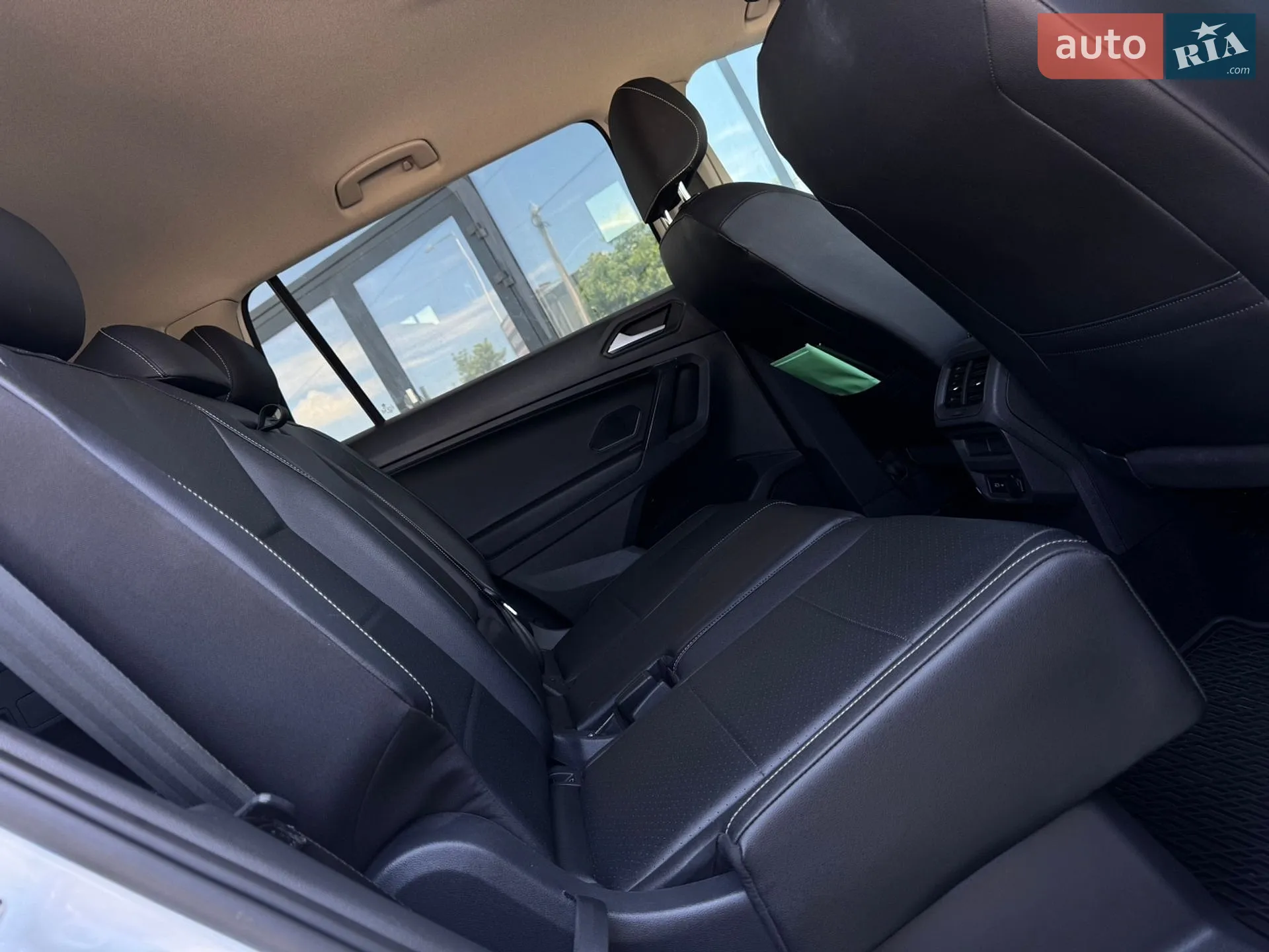 2020 Volkswagen Tiguan - мініатюра 26