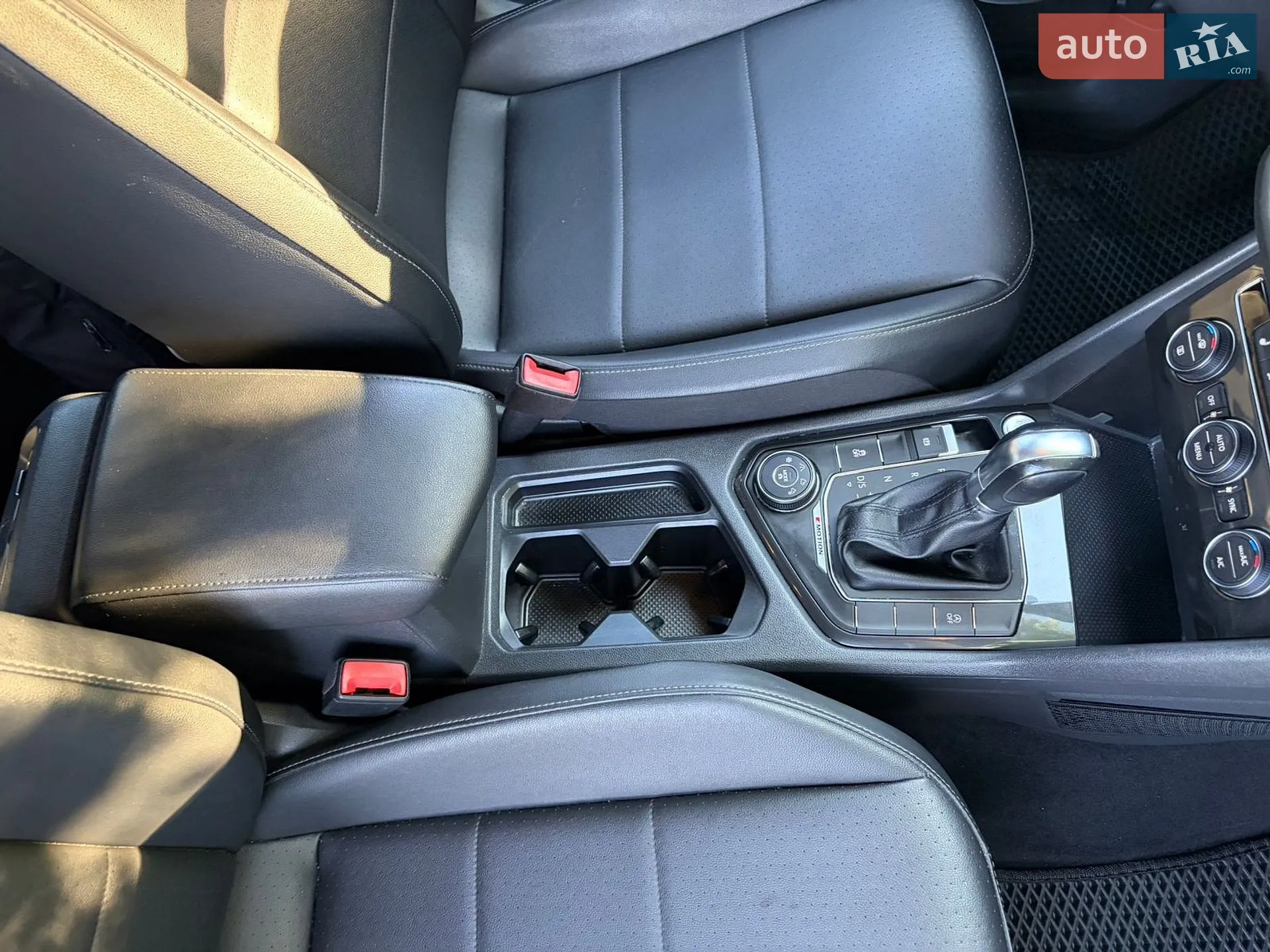 2018 Volkswagen Tiguan - мініатюра 28