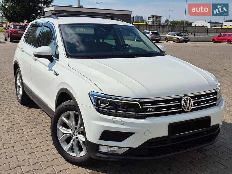 Volkswagen Tiguan 2017 VIN WVGZZZ5NZHW897484 фото оголошення 17 з 53