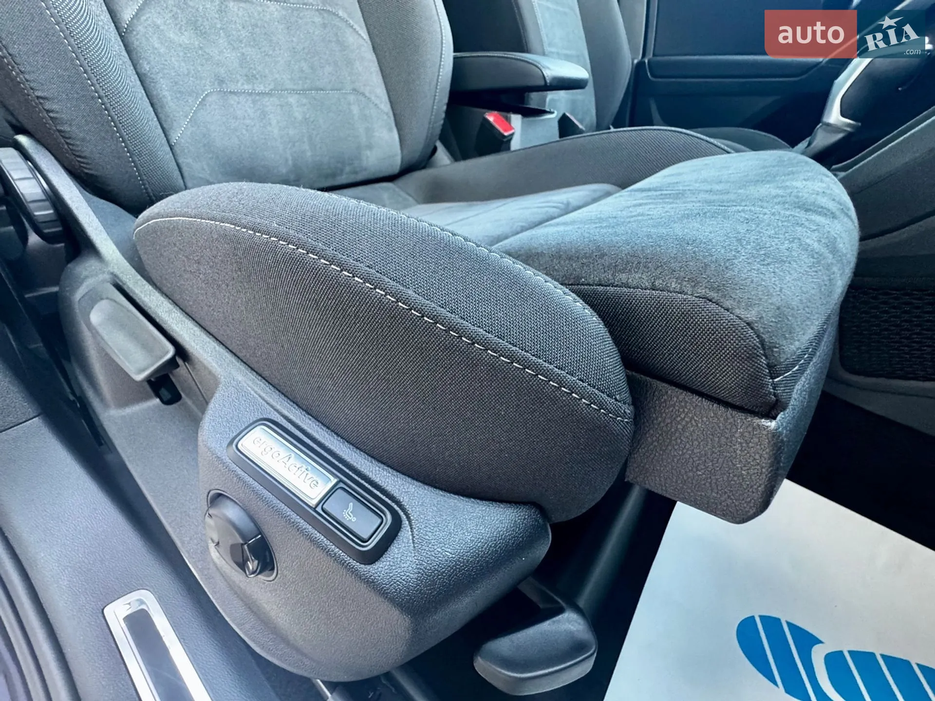 2022 Volkswagen Tiguan - мініатюра 32