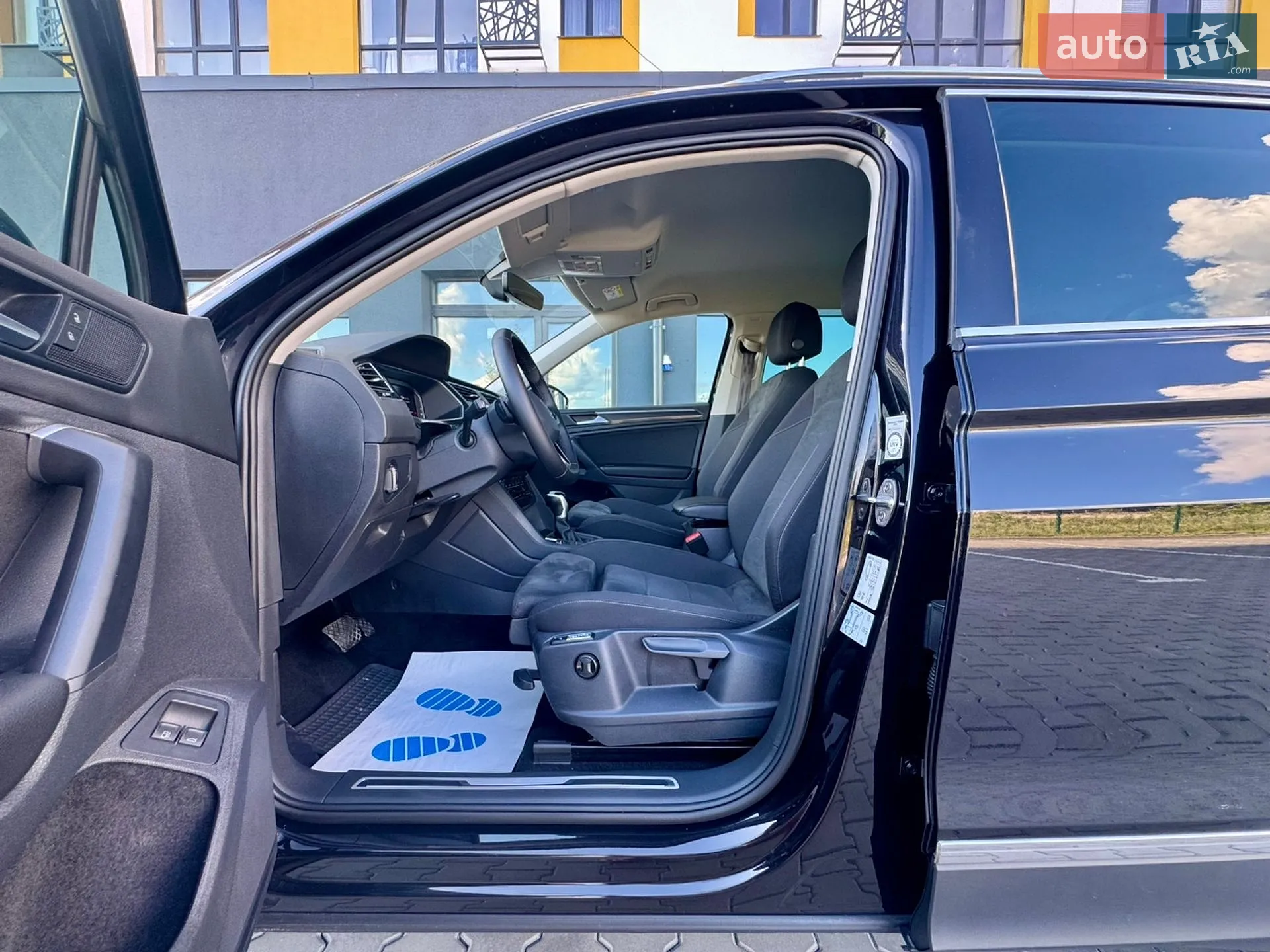 2022 Volkswagen Tiguan - мініатюра 43