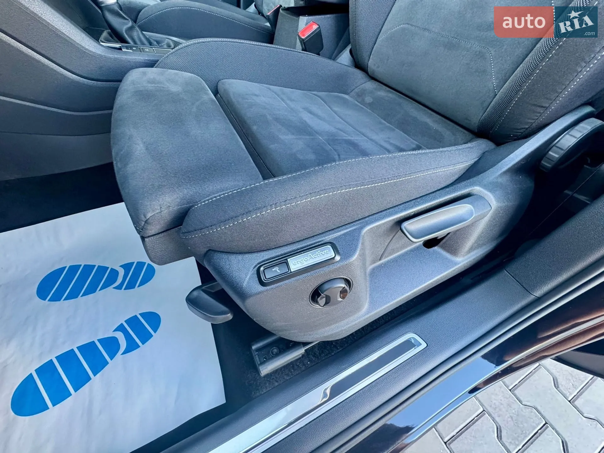 2022 Volkswagen Tiguan - мініатюра 44