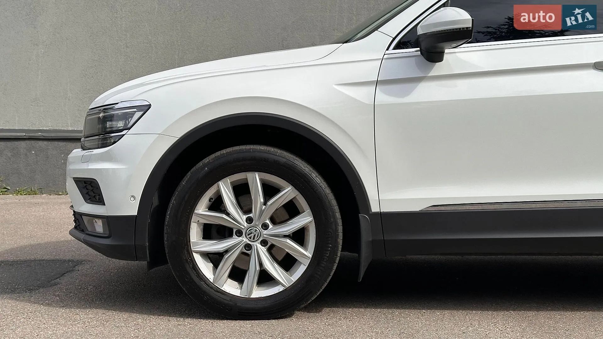 2019 Volkswagen Tiguan - мініатюра 9