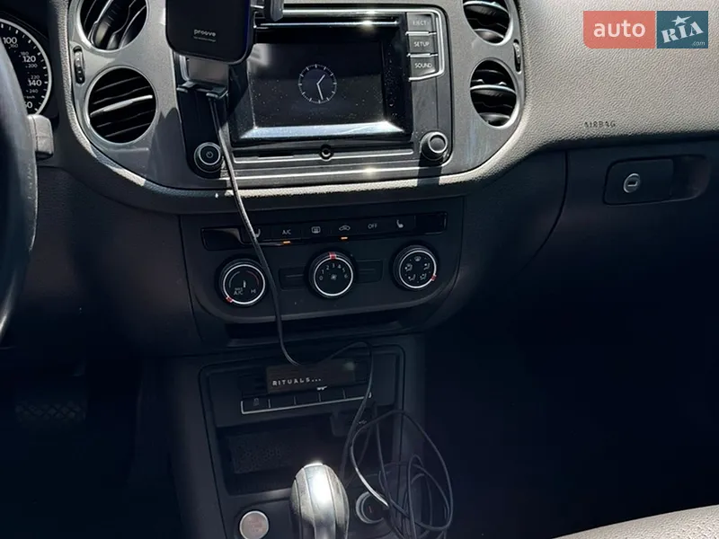 Volkswagen Tiguan 2016 VIN WVGBV7AX4GW578281 фото оголошення 8 з 92