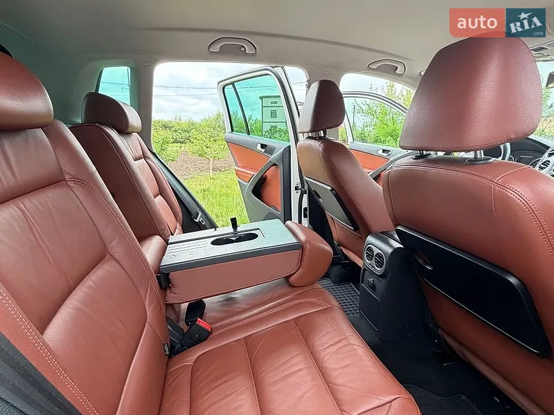 Volkswagen Tiguan 2011 VIN WVGZZZ5NZBW559888 фото оголошення 6 з 52