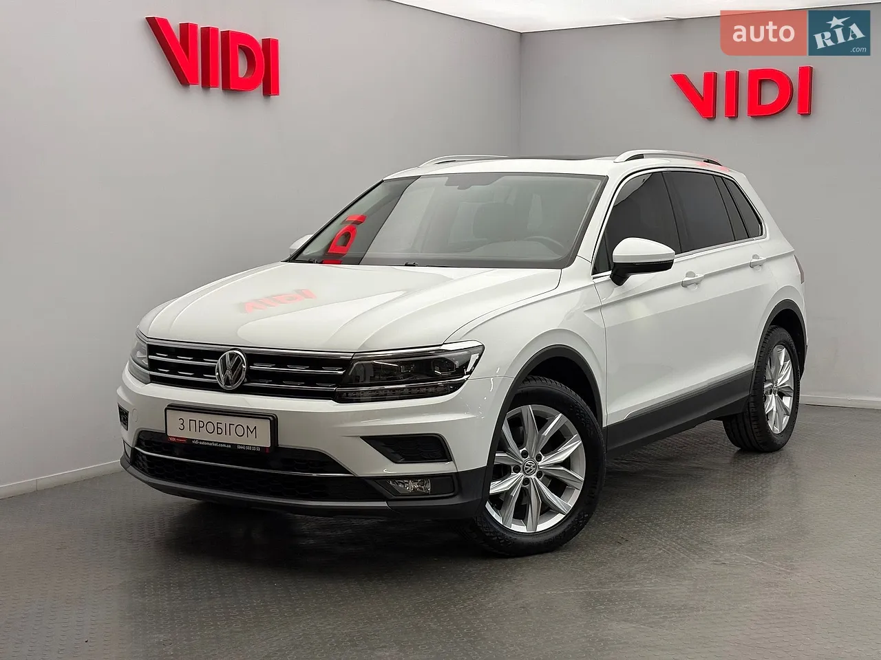 2016 Volkswagen Touareg - мініатюра 35