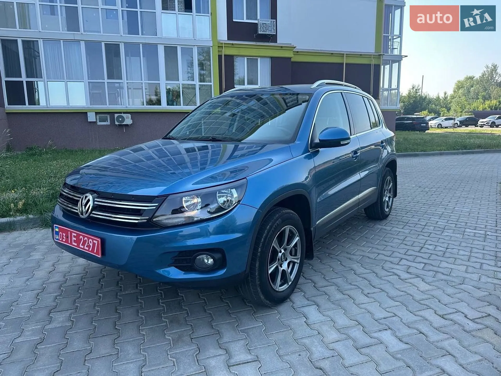 2017 Volkswagen Tiguan - мініатюра 14