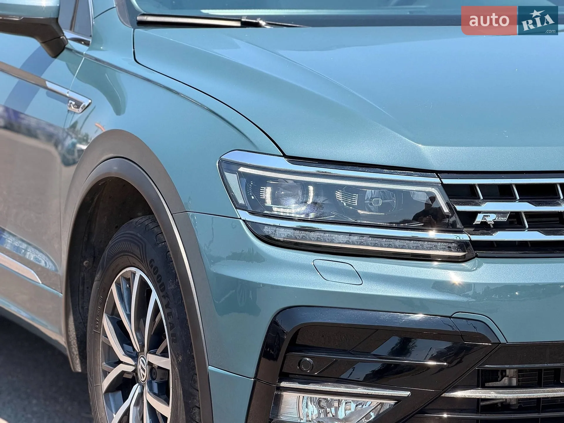 2020 Volkswagen Tiguan - мініатюра 15