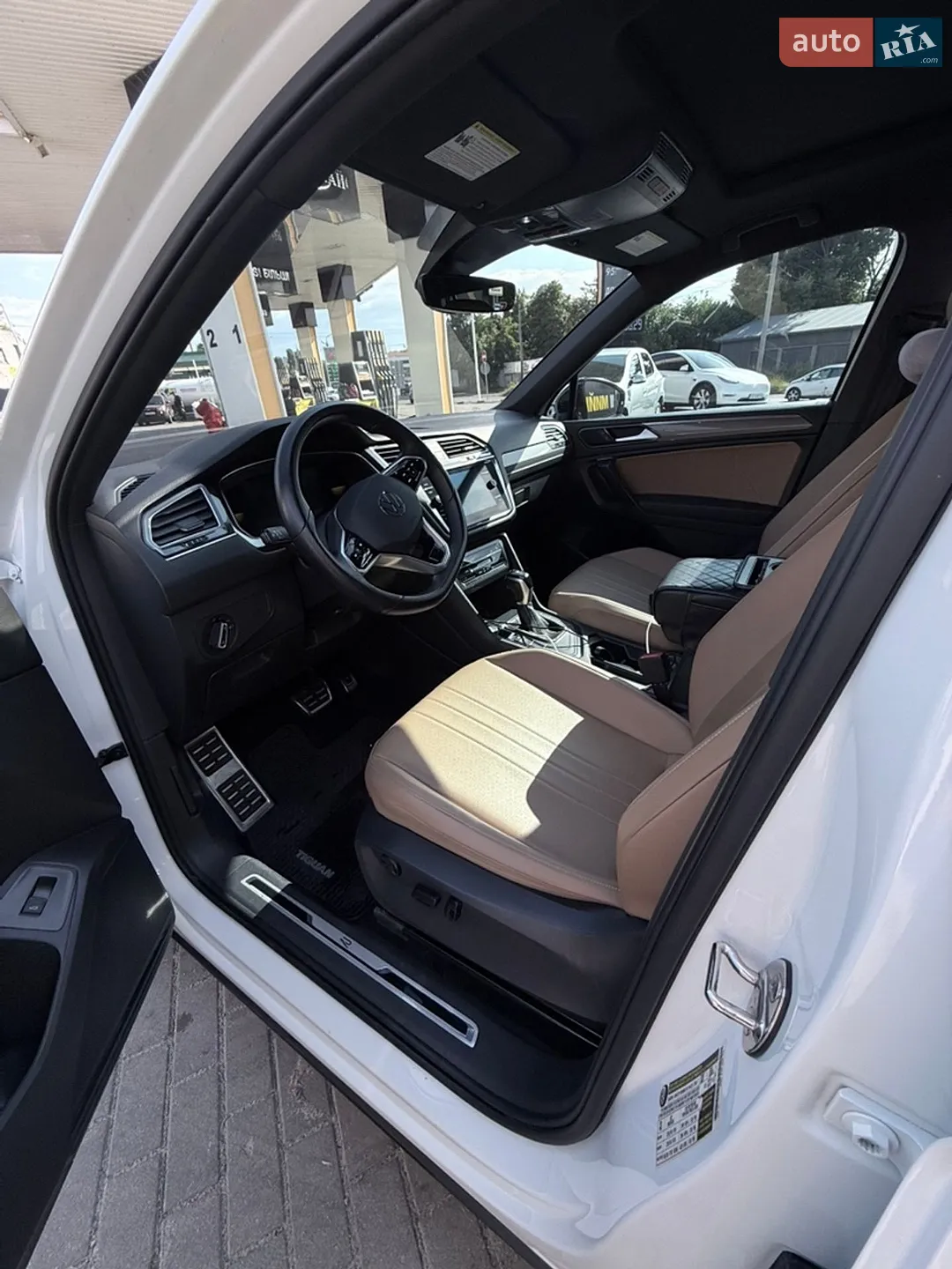 2022 Volkswagen Tiguan - мініатюра 9