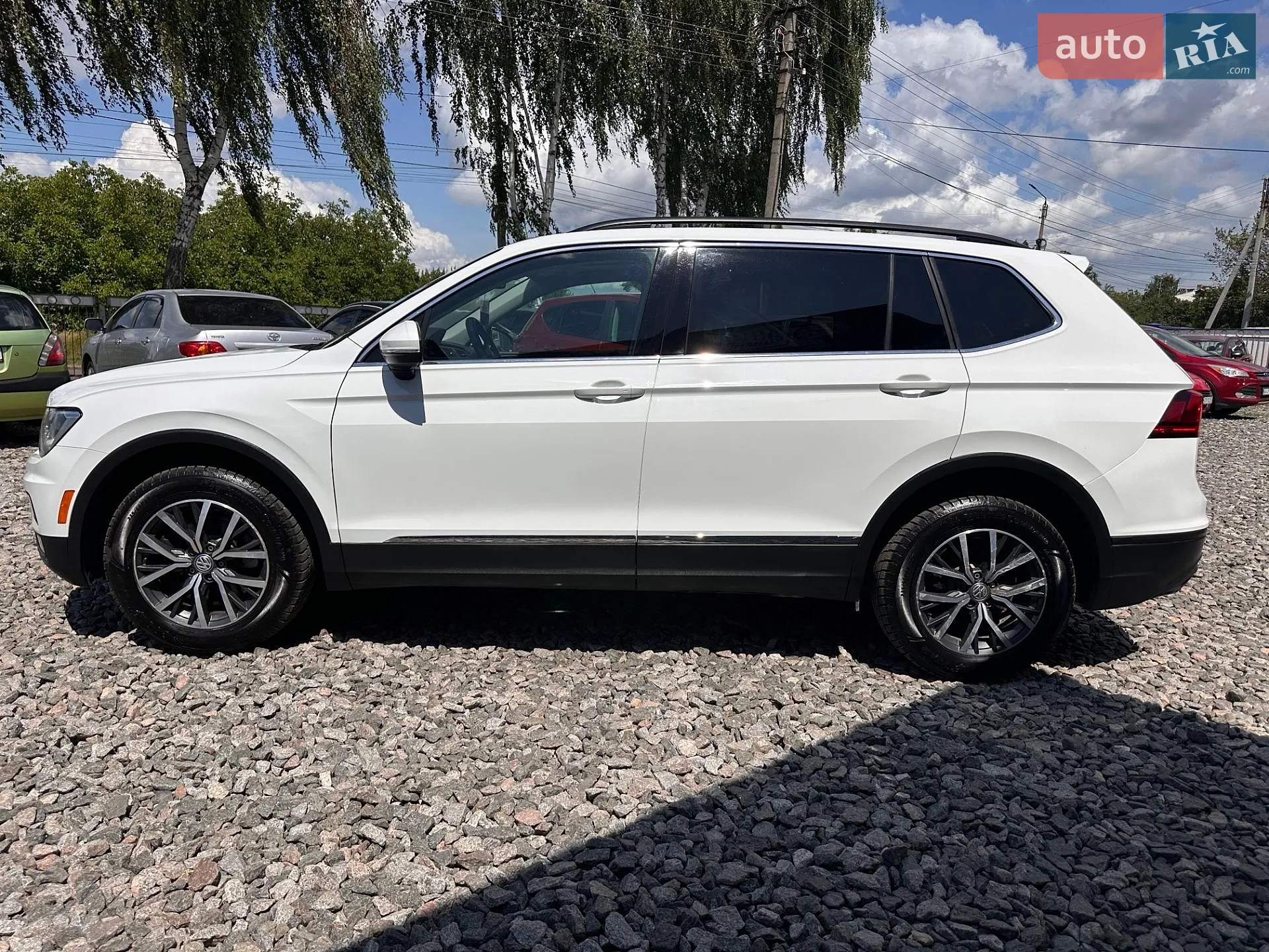 2018 Volkswagen Tiguan - мініатюра 11