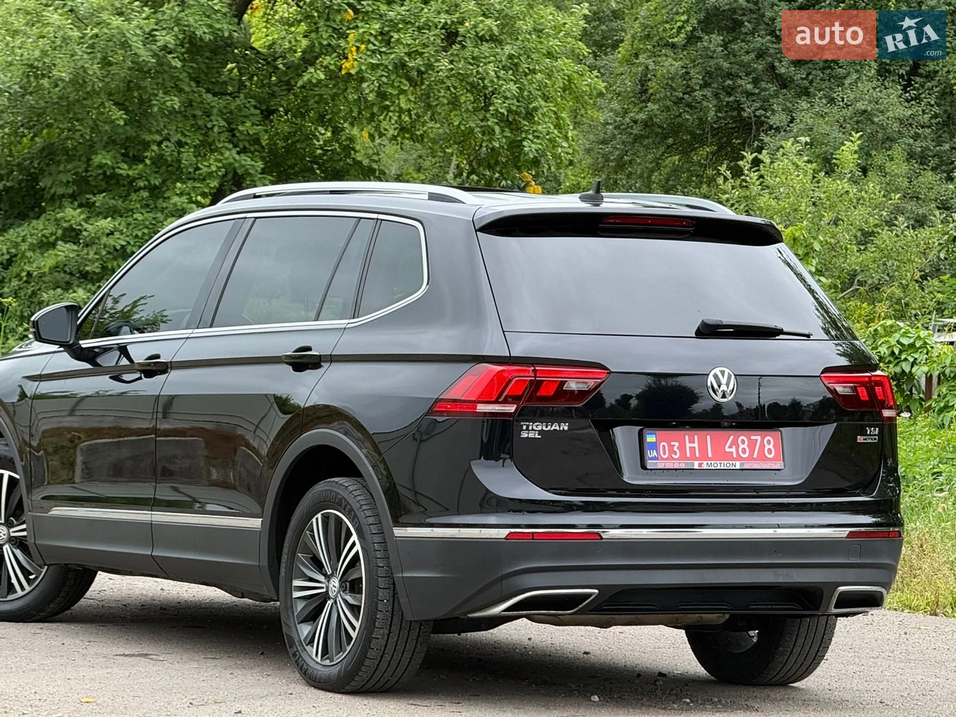 2017 Volkswagen Tiguan - мініатюра 11