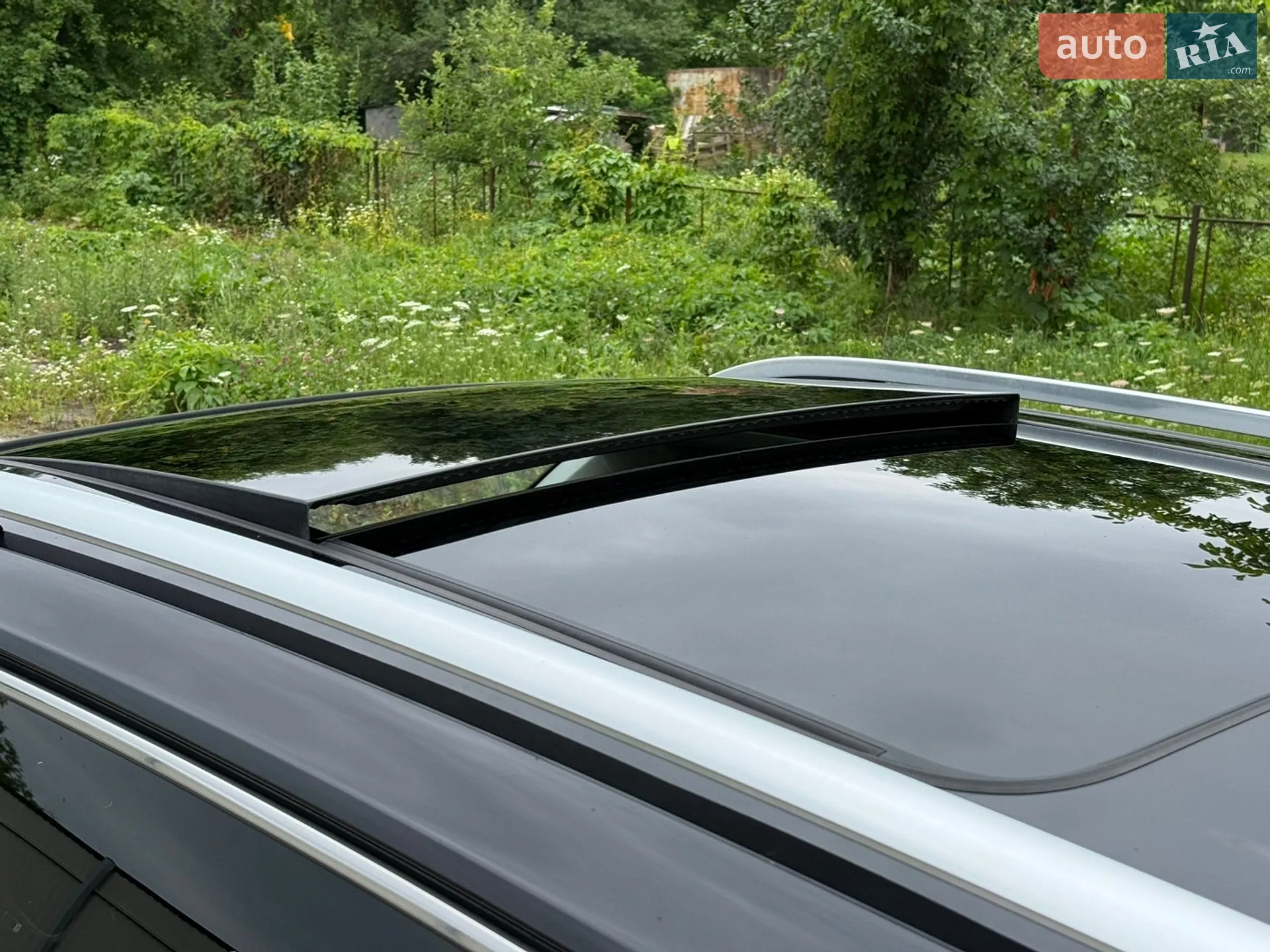 2017 Volkswagen Tiguan - мініатюра 25