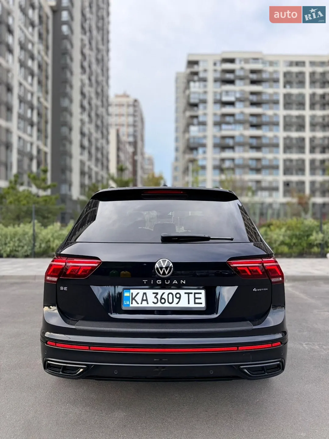 2021 Volkswagen Tiguan - мініатюра 12