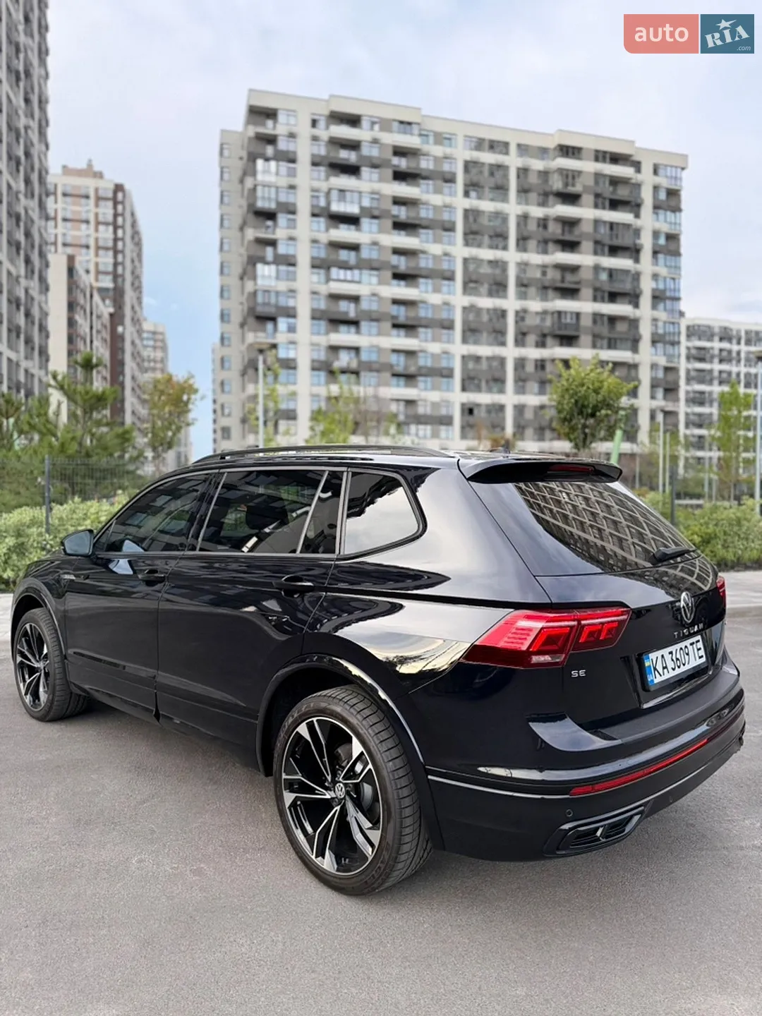 2021 Volkswagen Tiguan - мініатюра 17