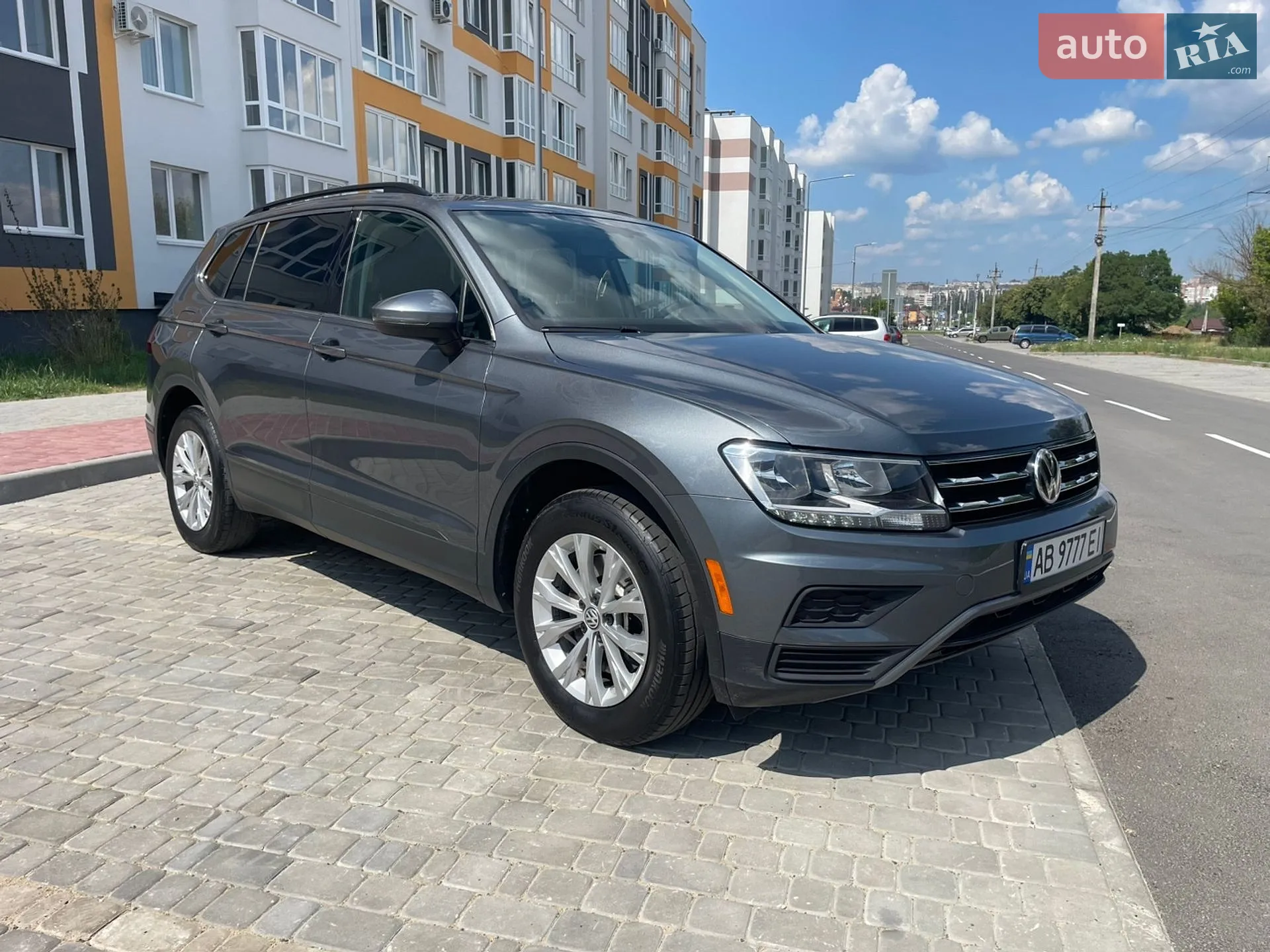 2018 Volkswagen Tiguan - мініатюра 2