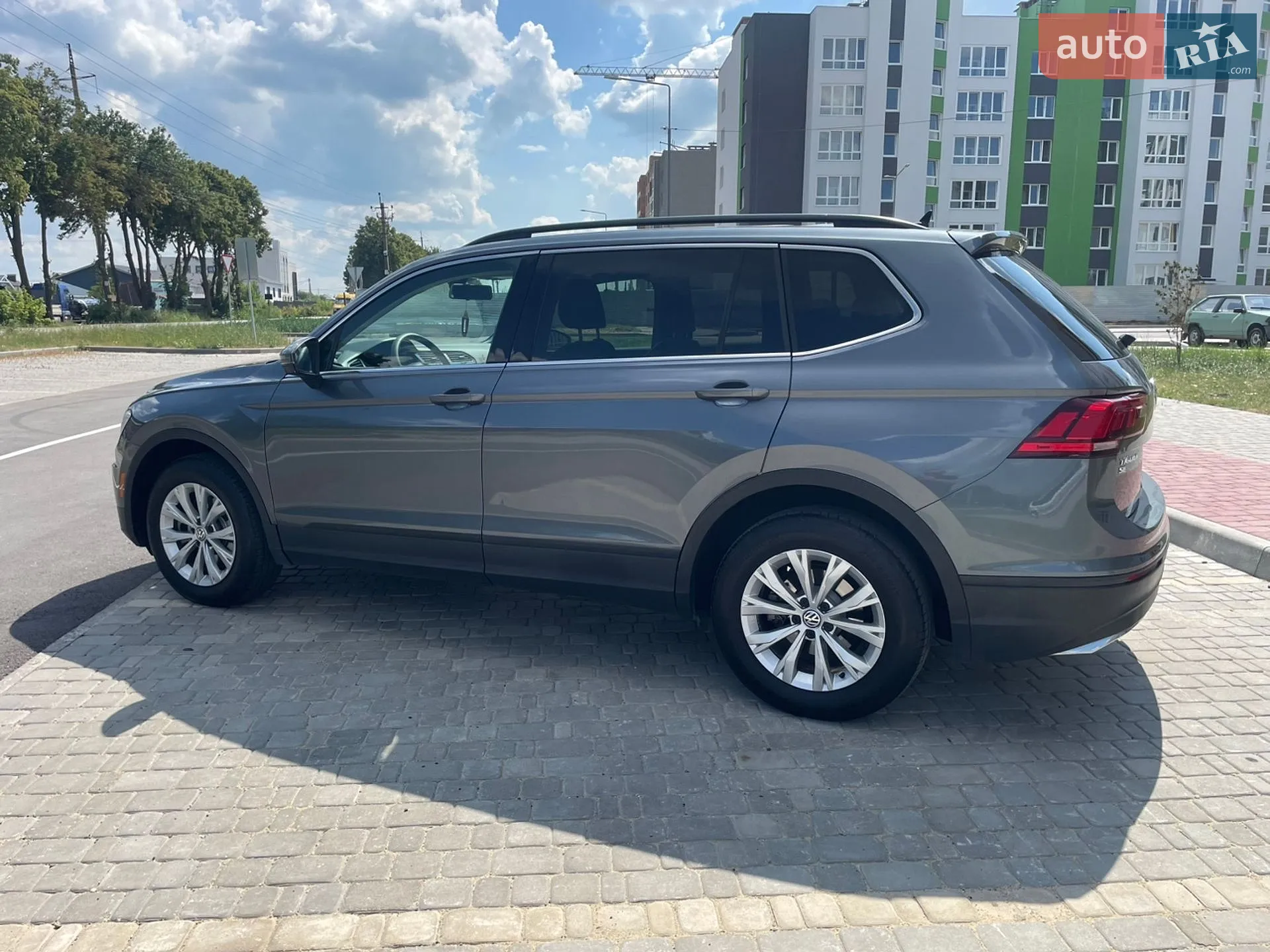 2018 Volkswagen Tiguan - мініатюра 11