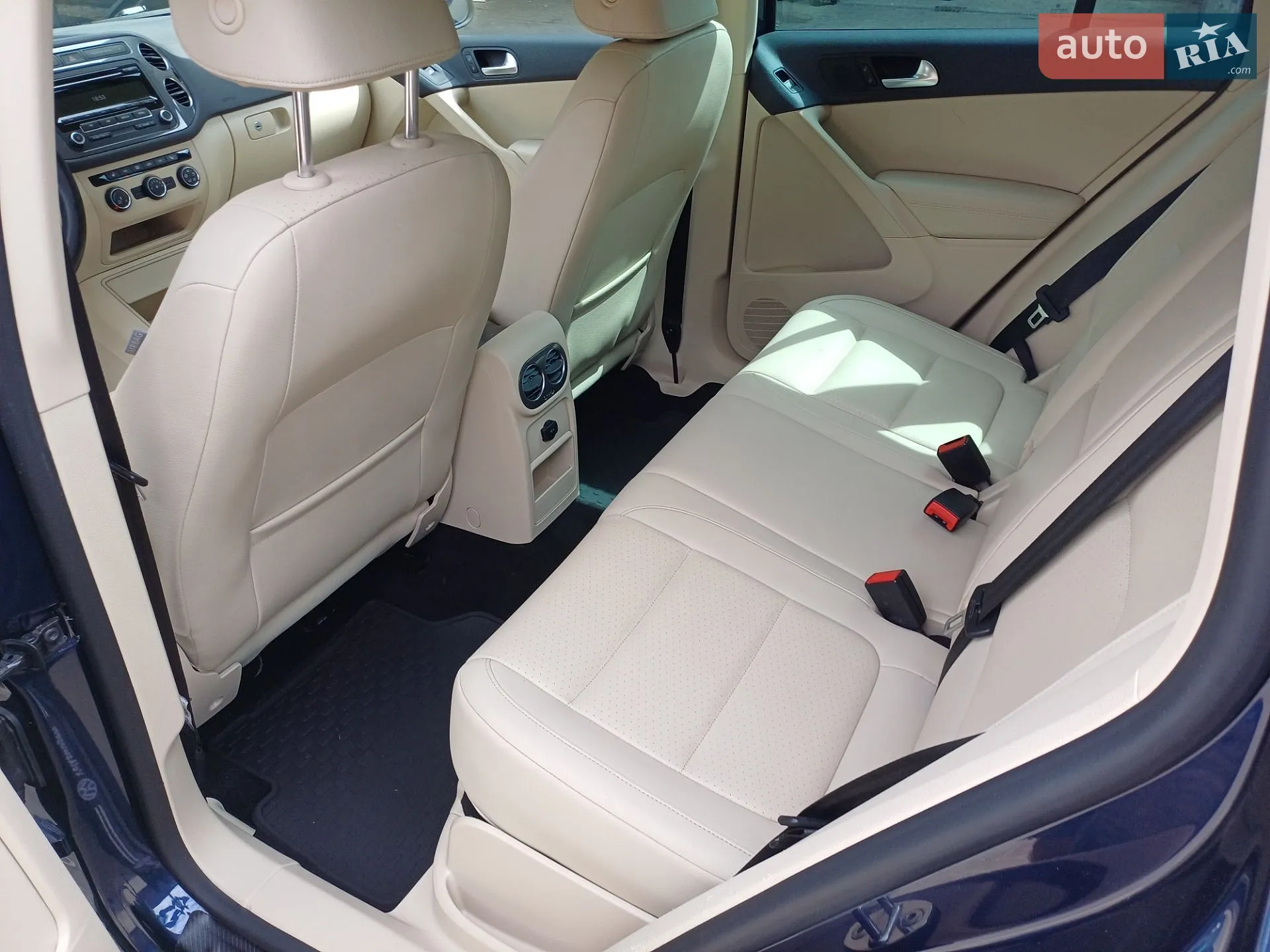 2015 Volkswagen Tiguan - мініатюра 29