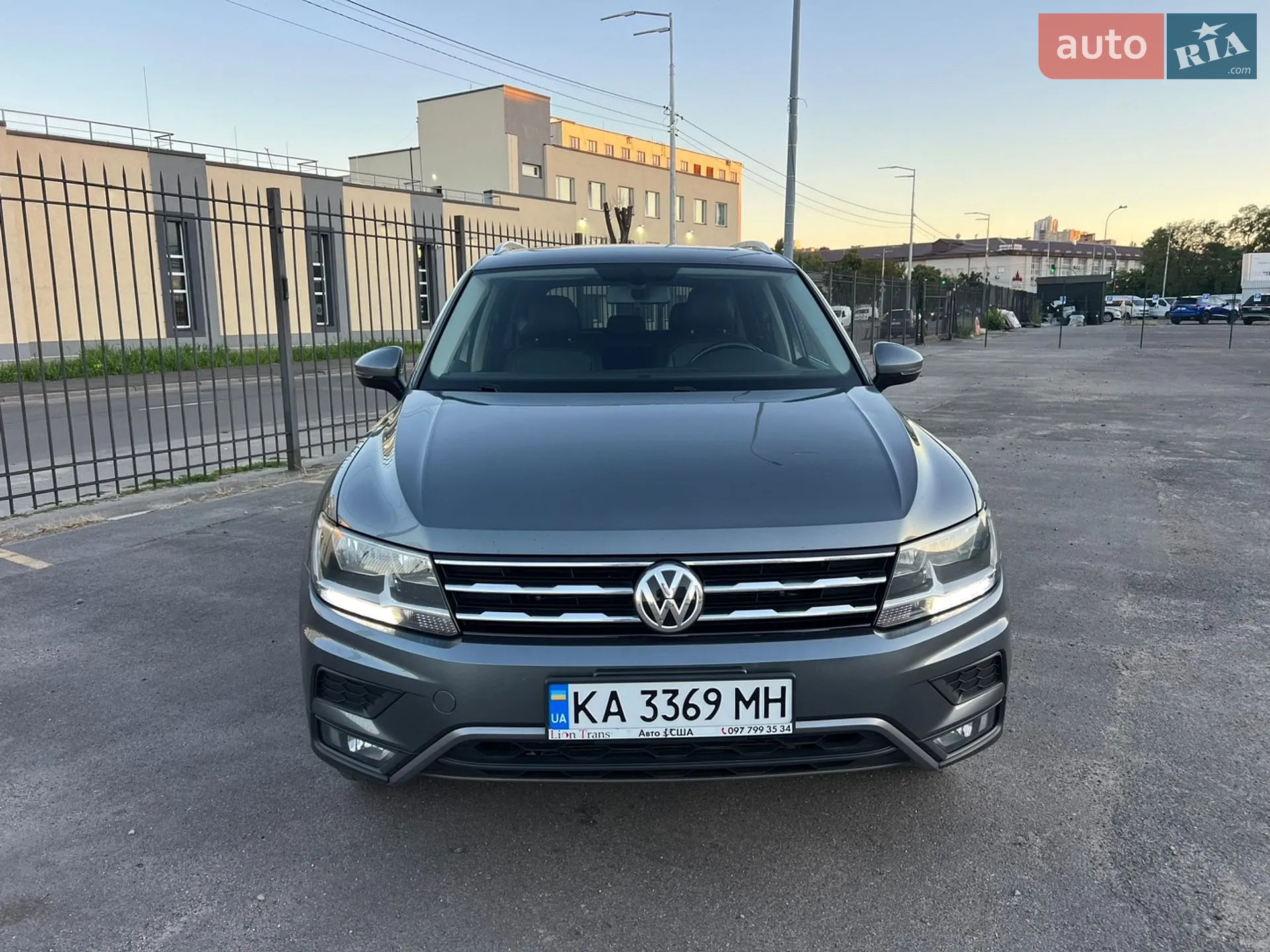 2017 Volkswagen Tiguan - мініатюра 15