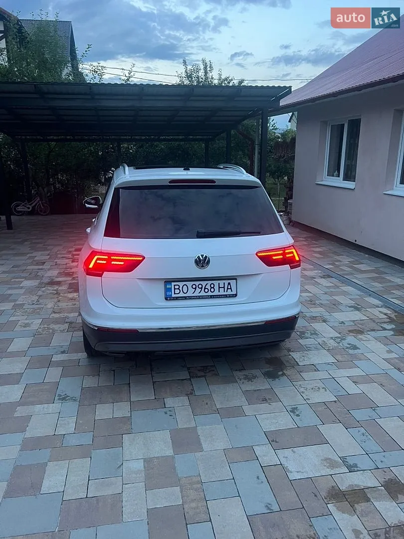 2016 Volkswagen Tiguan - мініатюра 4