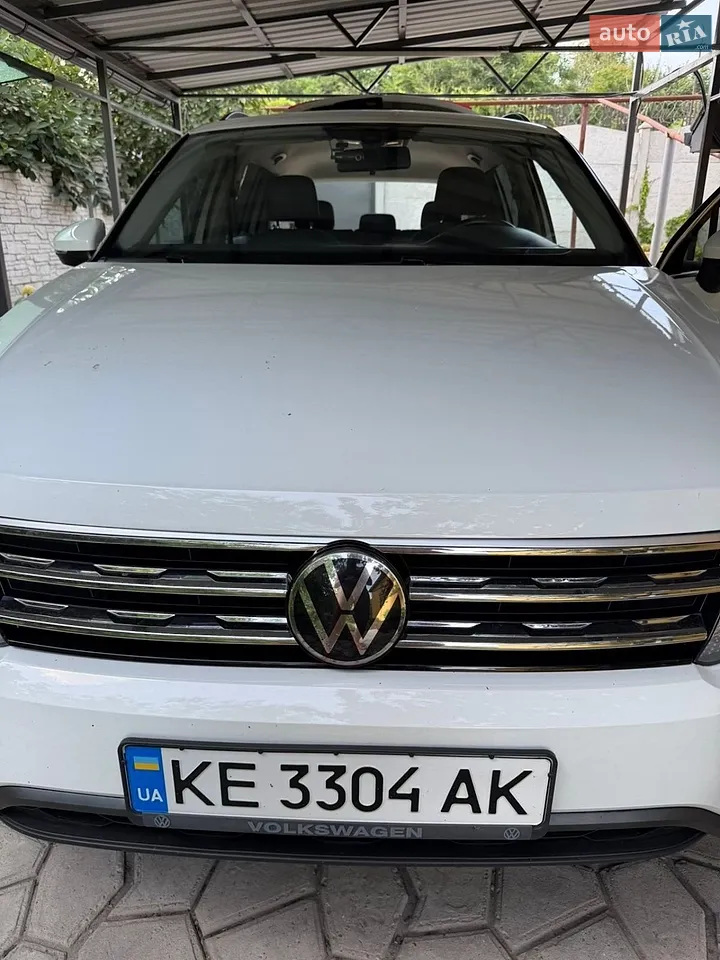 2017 Volkswagen Tiguan - мініатюра 14