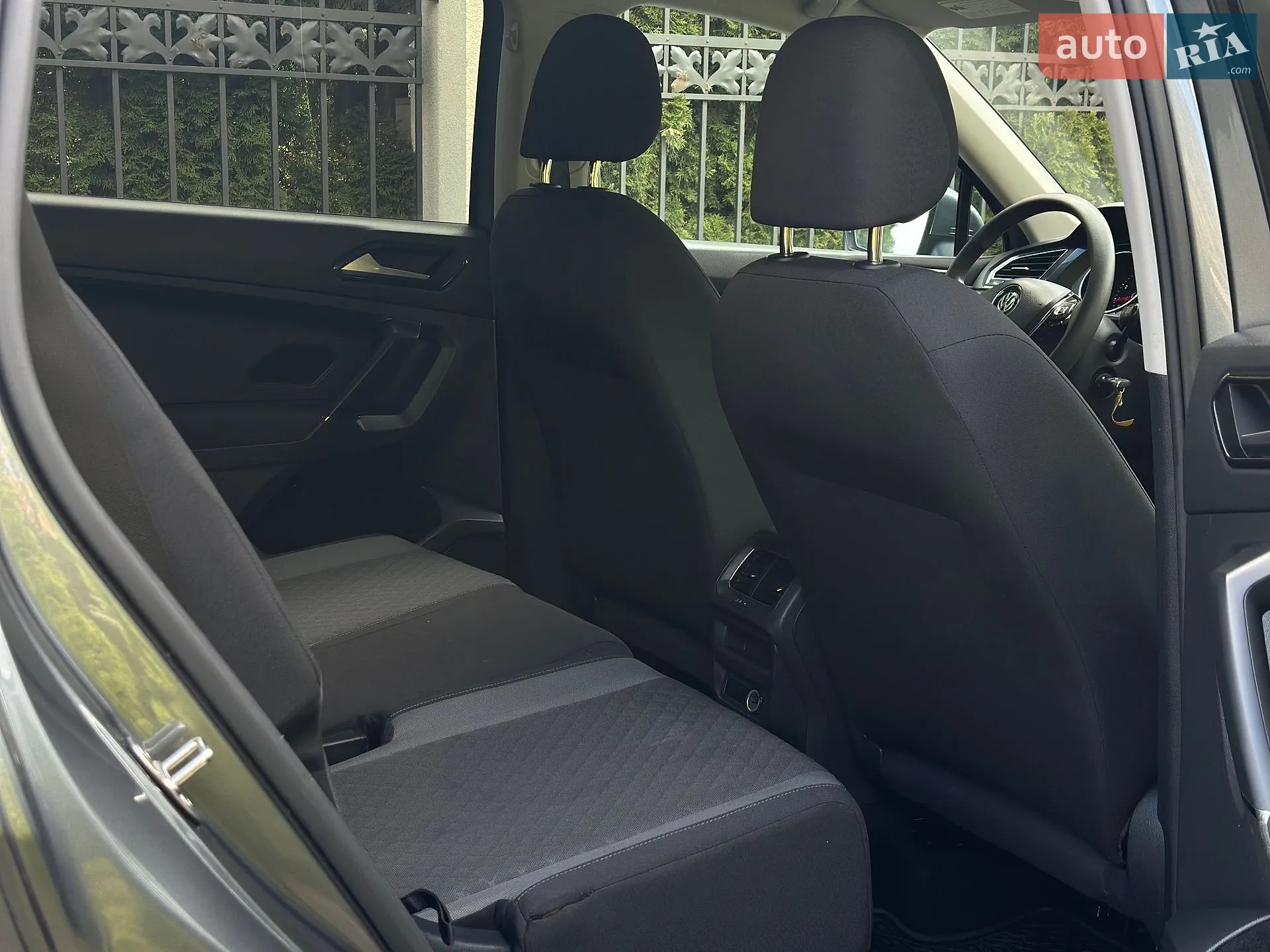 2017 Volkswagen Tiguan - мініатюра 35