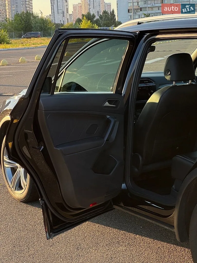 2019 Volkswagen Tiguan - мініатюра 41