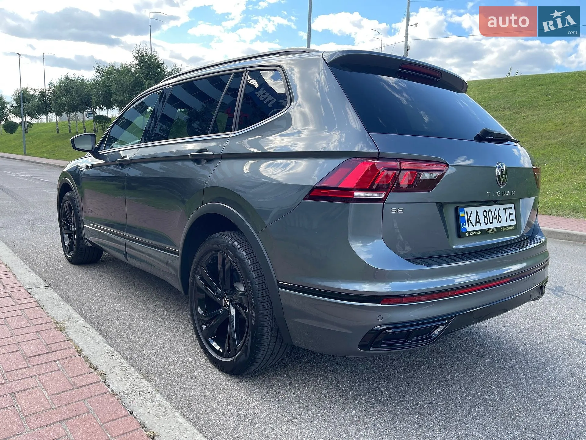 2023 Volkswagen Tiguan - мініатюра 17