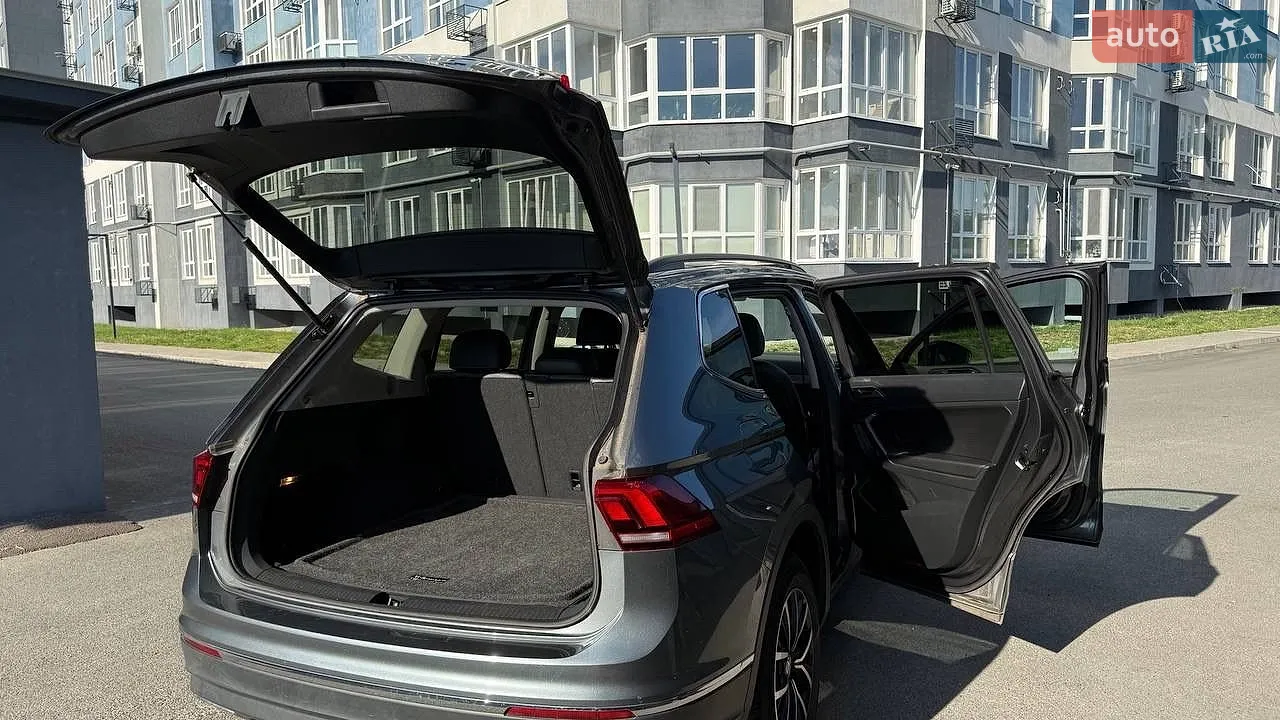 2021 Volkswagen Tiguan - мініатюра 11