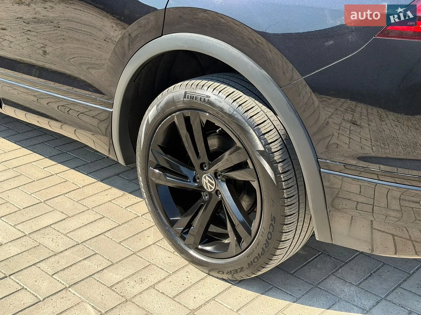 2022 Volkswagen Tiguan - мініатюра 26