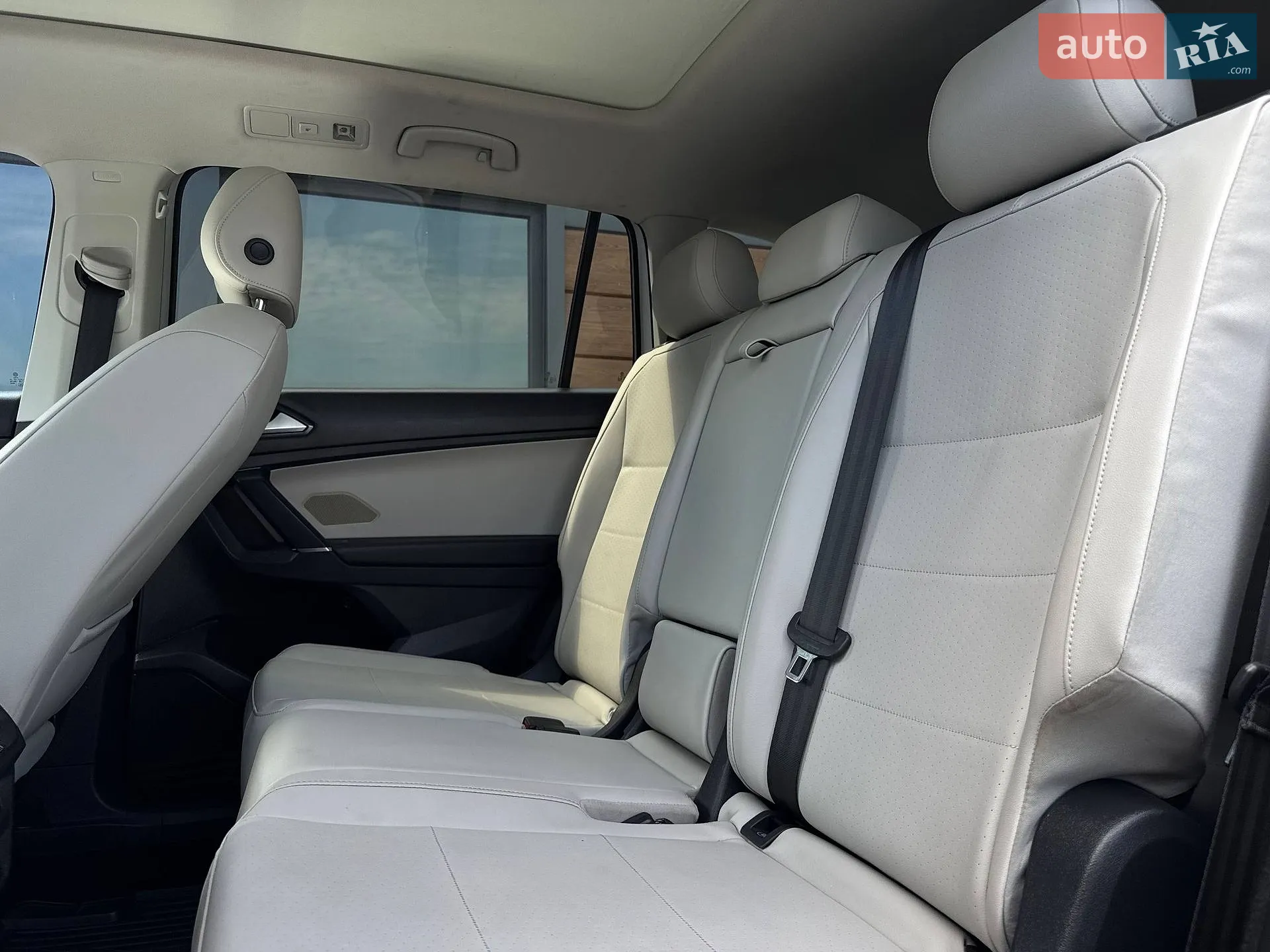 2017 Volkswagen Tiguan - мініатюра 58
