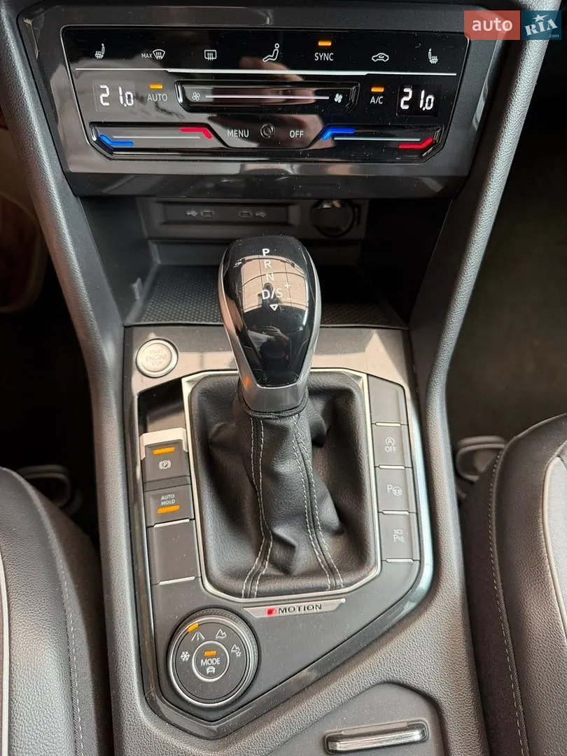 2023 Volkswagen Tiguan - мініатюра 18