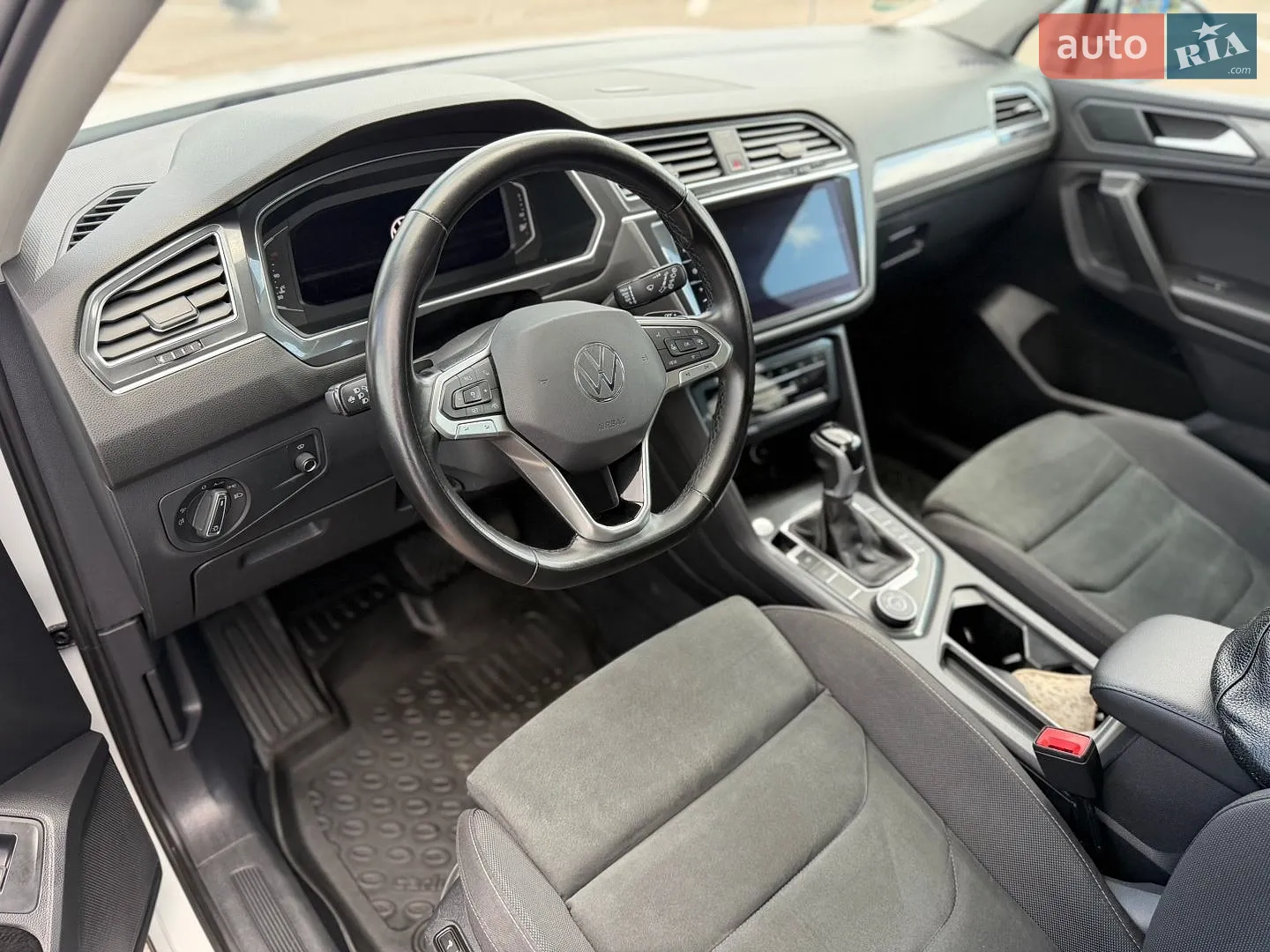 2022 Volkswagen Tiguan - мініатюра 54