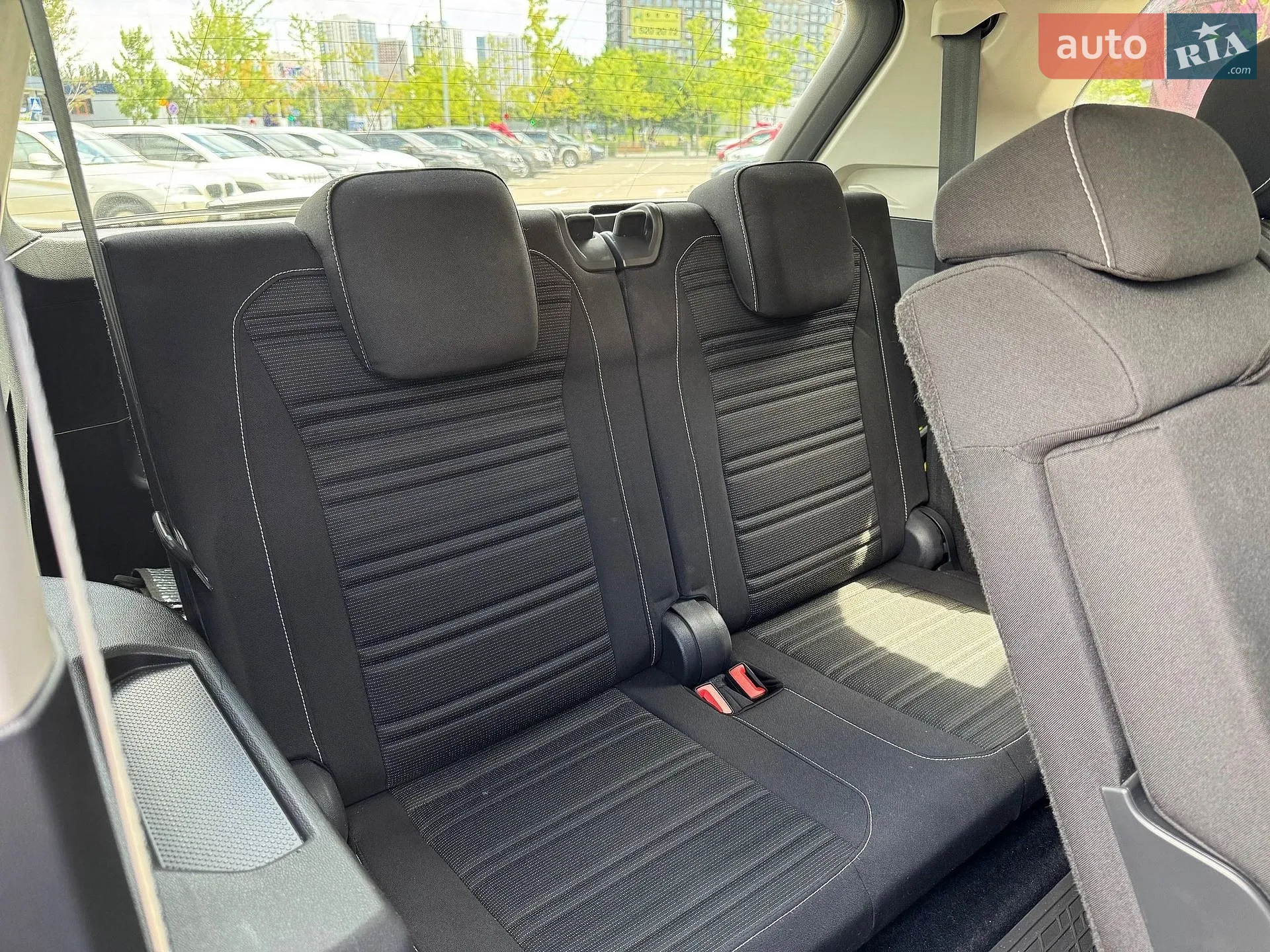 2020 Volkswagen Tiguan - мініатюра 14