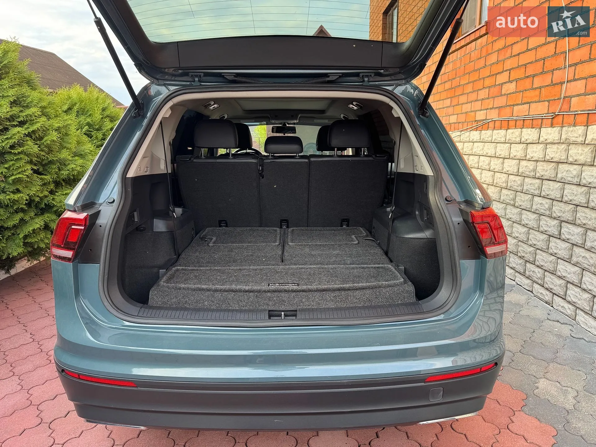 2019 Volkswagen Tiguan - мініатюра 24